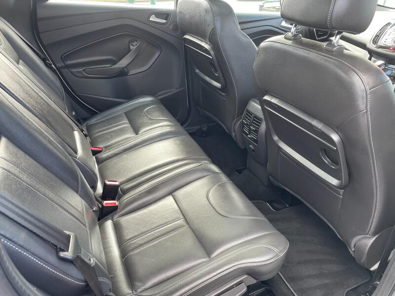 FORD KUGA